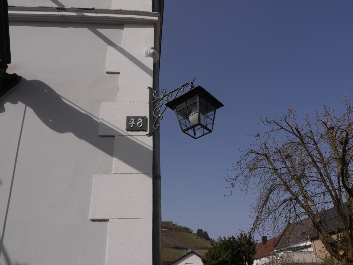 Altes Weingut Weinhaus Rebstock Appartement Winningen Buitenkant foto